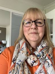 Karen S, 54